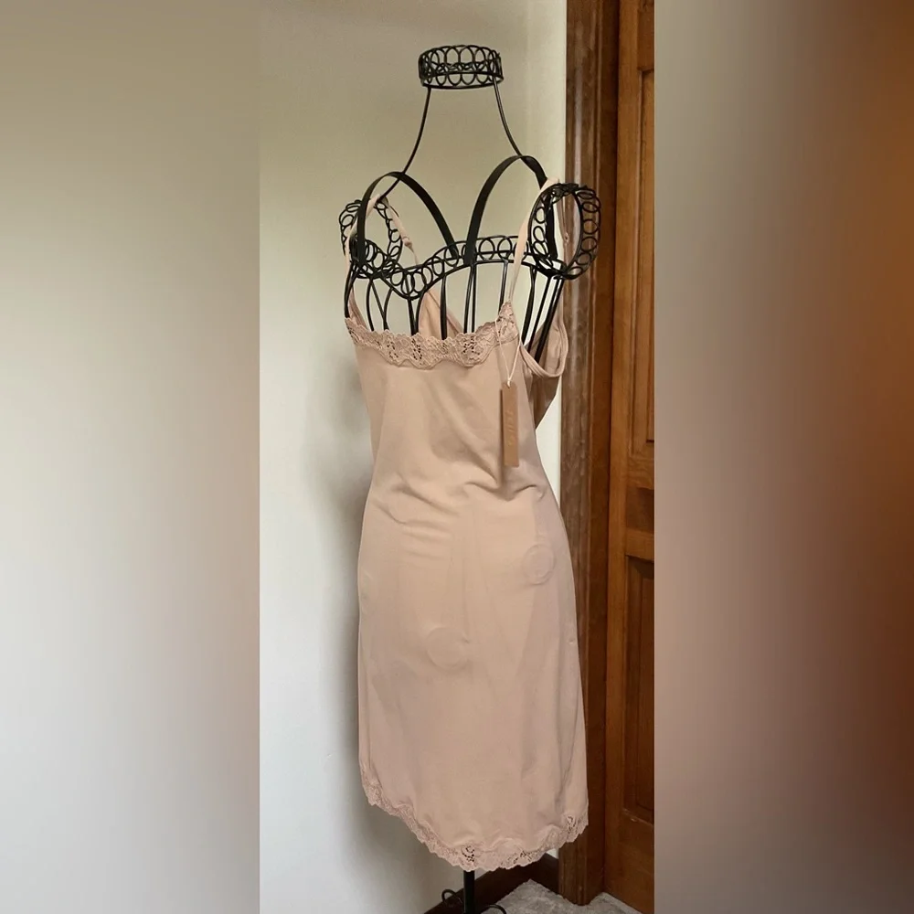 Skims fits everyone slip dress, Large, New - Picture 5 of 9